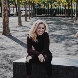 Meet your Posher, Katelyn